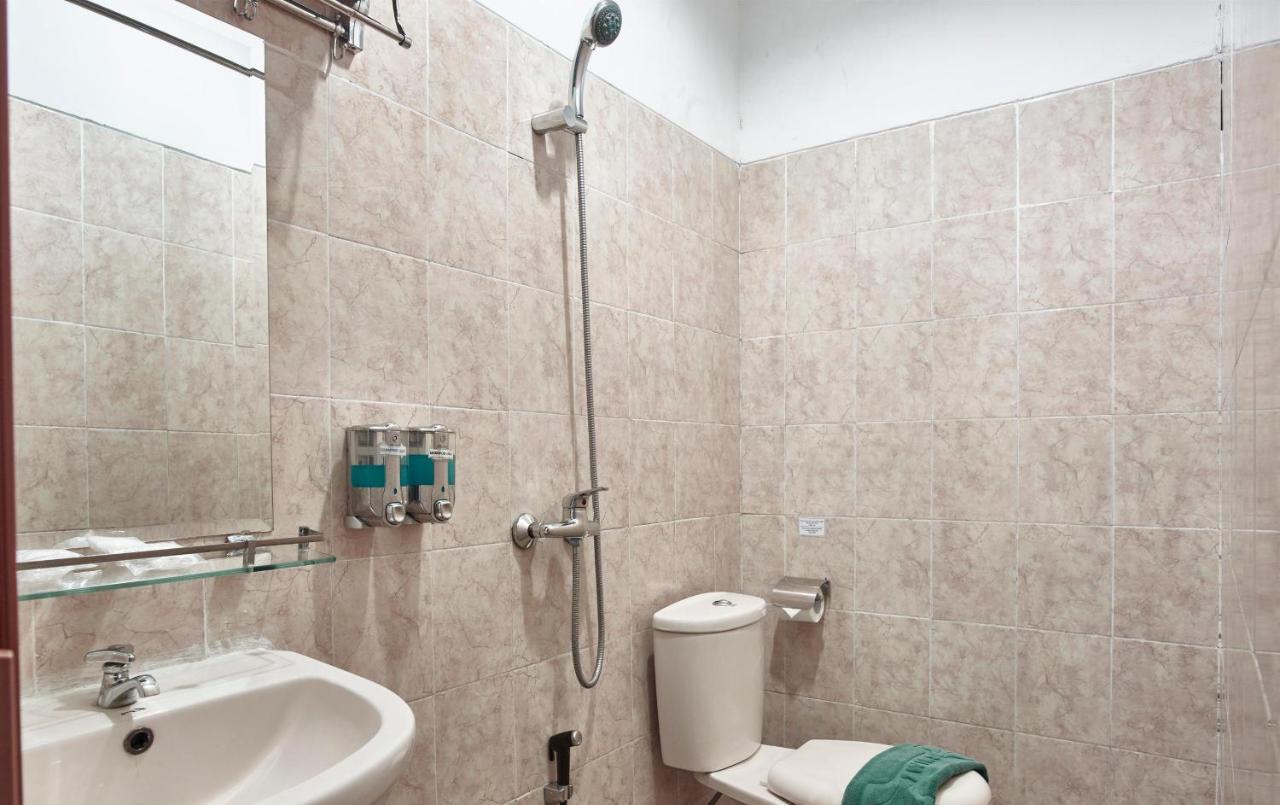 Twins Hotel Jakarta Ngoại thất bức ảnh