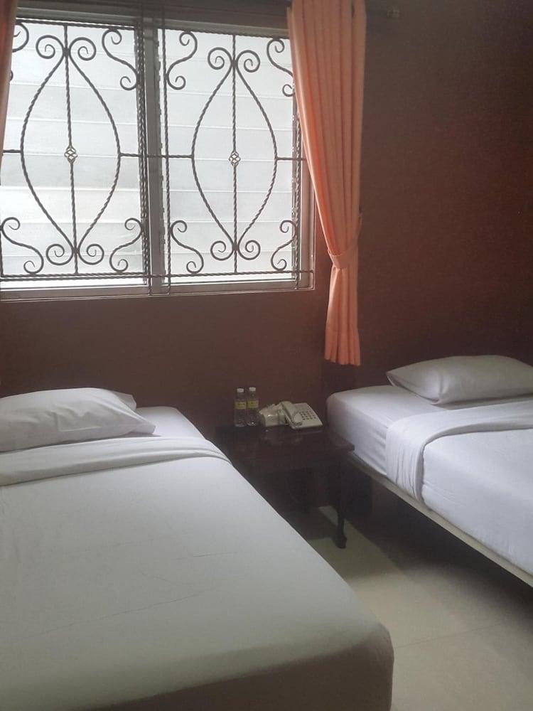 Twins Hotel Jakarta Ngoại thất bức ảnh